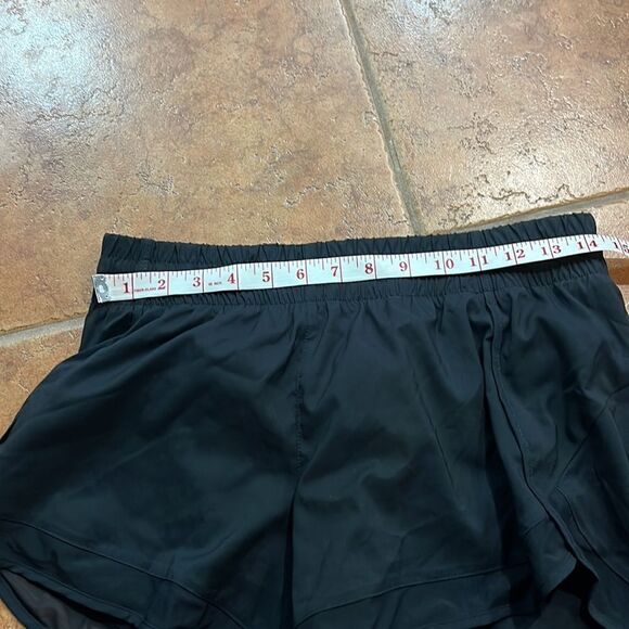 Athleta Black running Lined short size SP - Picture 12 of 12